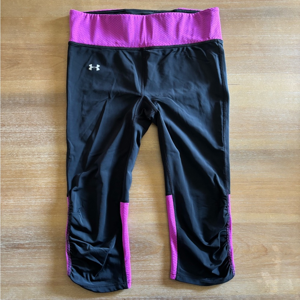 Under Armour Womens Compression Heat Gear Capri Crop Leggings, Black Sz Med